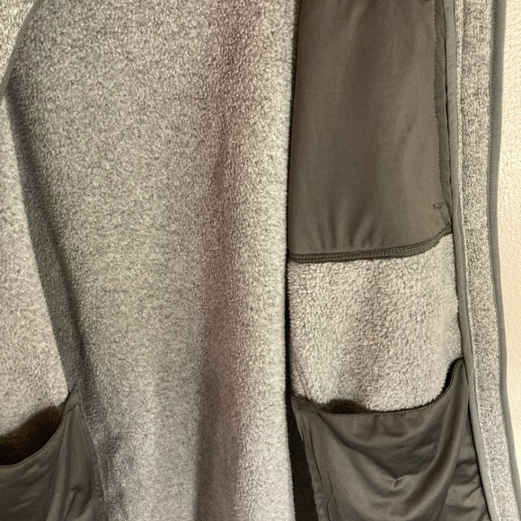 LL Bean Men’s Sweater Zip Up Large gray - Picture 7 of 9
